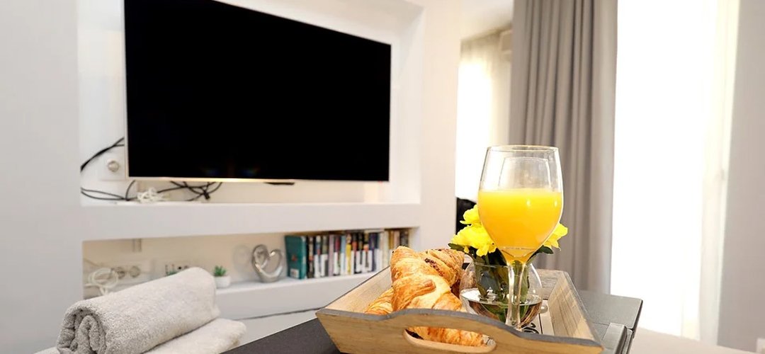 Best 32 Inch TVs Banner Image