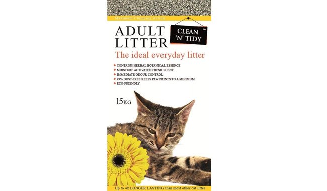 Clean and tidy cat litter
