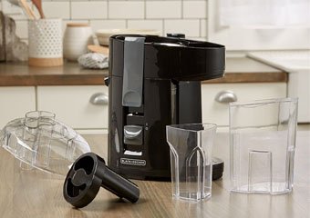 8 Best Masticating Juicers in 2026