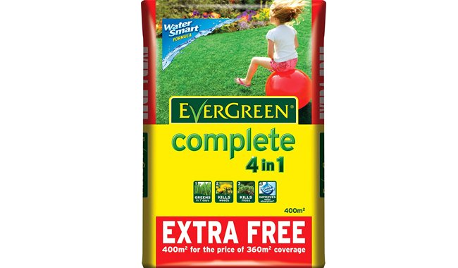 Evergreen 4 in 1 Moss and Weed Killer from Scotts Miracle-Gro Evergreen 4 in 1 Moss and Weed Killer from Scotts Miracle-Gro