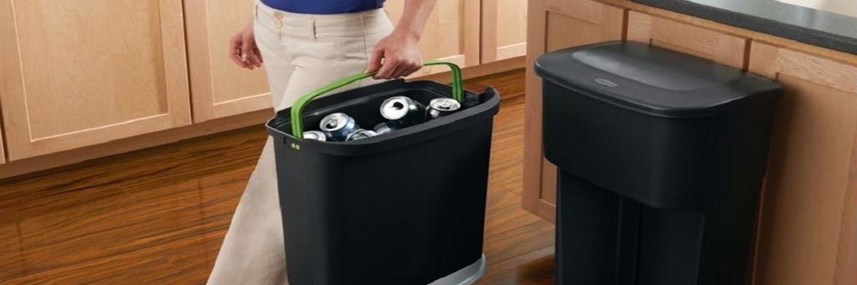 How to Clean a Kitchen Bin Image